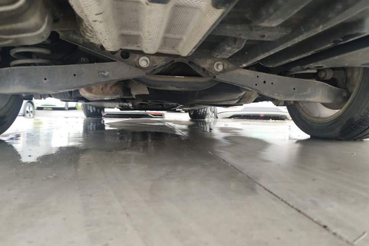 Used Volkswagen Magotan 2013 1.8TSI Prestige Model Chassis Rear