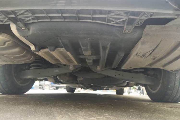 Used Volkswagen Magotan 2013 1.8TSI Luxury Model Chassis Rear