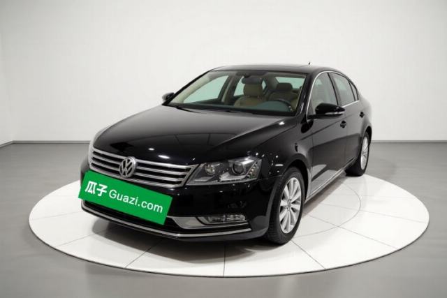 Ojetý Volkswagen Magotan 2013 1.8TSI Premier Model