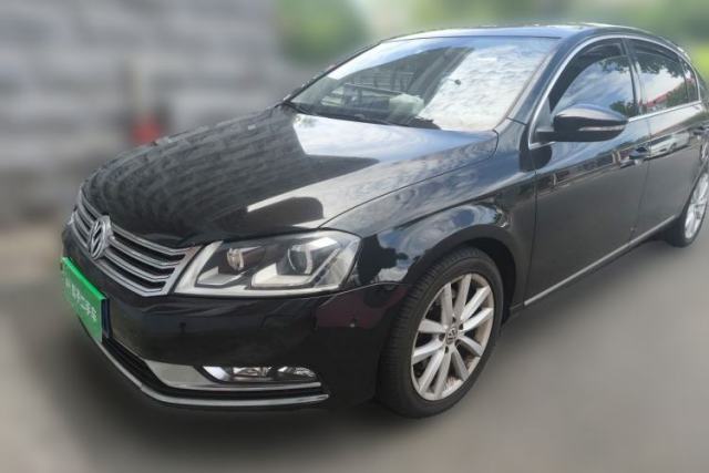Ojetý Volkswagen Magotan 2013 2.0 TSI Prestige Model