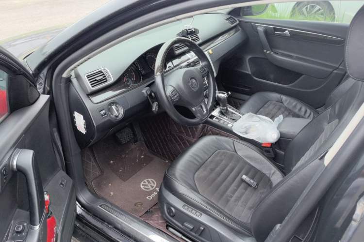 Used Volkswagen Magotan 2013 2.0 TSI Prestige Model Driver Seat