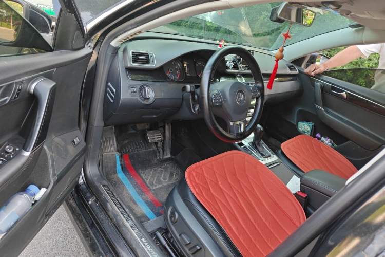 Used Volkswagen Magotan 2013 1.8TSI Luxury Model Driver Seat