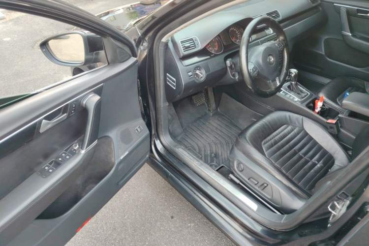 Used Volkswagen Magotan 2013 1.8TSI Luxury Model Driver Seat