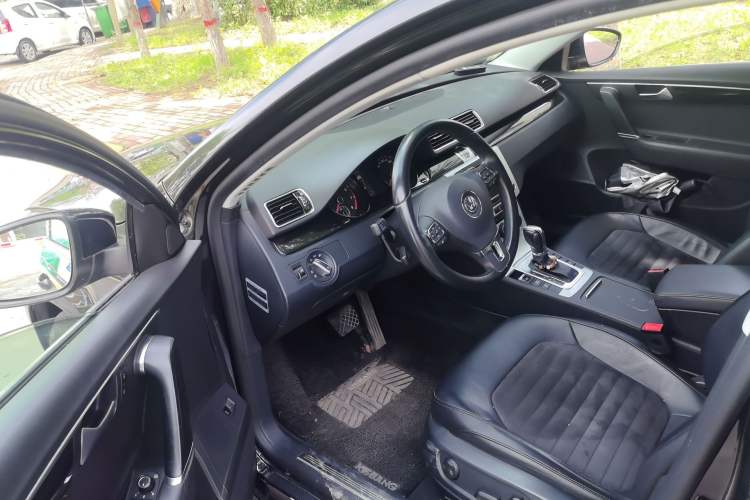 Used Volkswagen Magotan 2013 1.8TSI Luxury Model Driver Seat