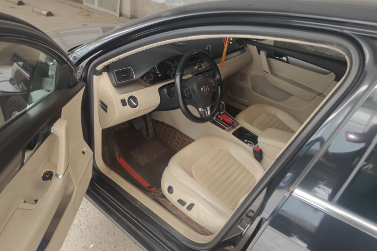 Used Volkswagen Magotan 2013 1.8TSI Premier Model Driver Seat