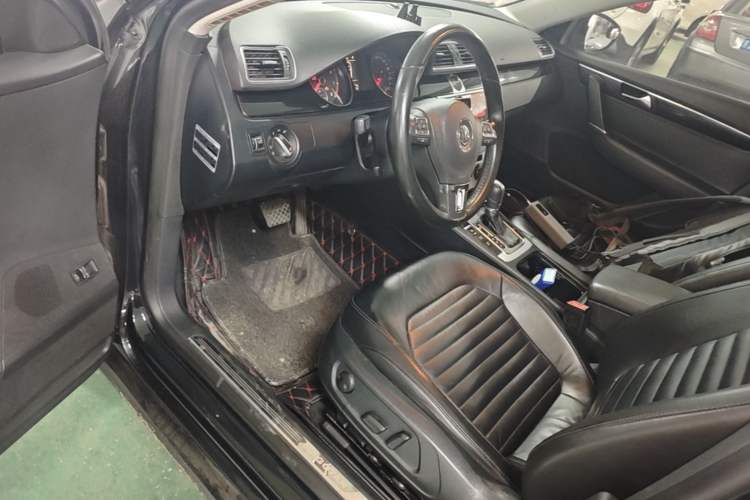 Used Volkswagen Magotan 2013 1.8TSI Luxury Model Driver Seat