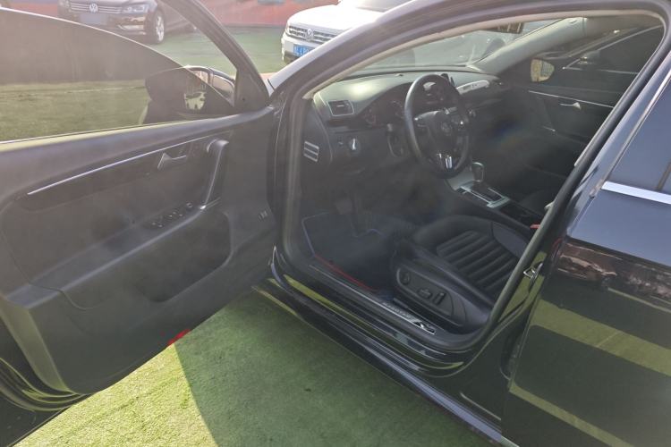 Used Volkswagen Magotan 2013 1.8TSI Luxury Model Driver Seat