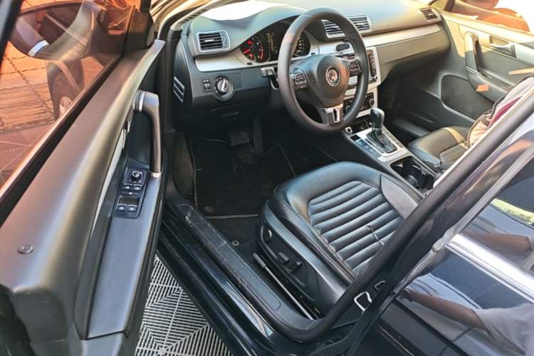 Used Volkswagen Magotan 2013 1.8TSI Premier Model Driver Seat