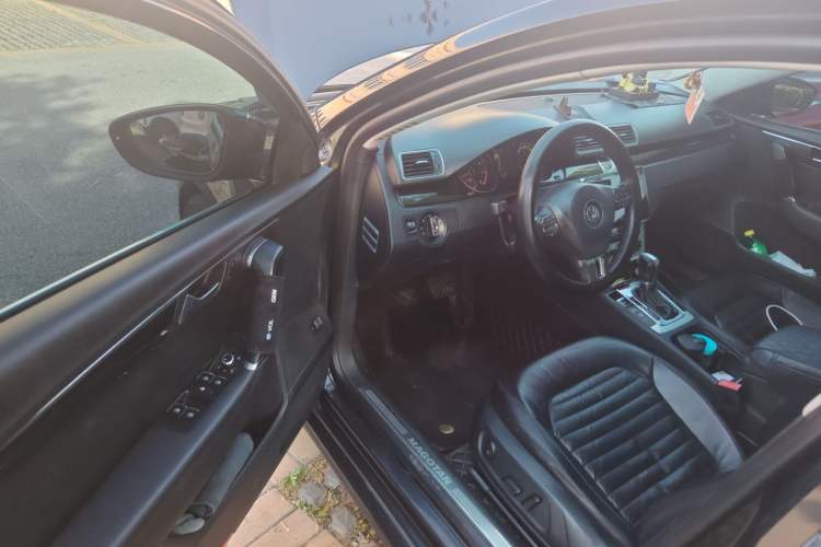 Used Volkswagen Magotan 2013 1.8TSI Luxury Model Driver Seat