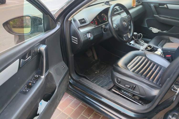 Used Volkswagen Magotan 2013 1.8TSI Premier Model Driver Seat