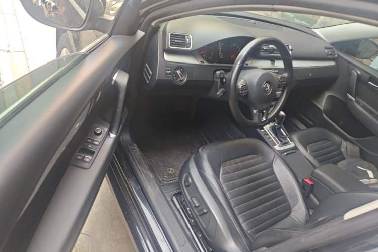 Used Volkswagen Magotan 2013 1.8TSI Premier Model Driver Seat