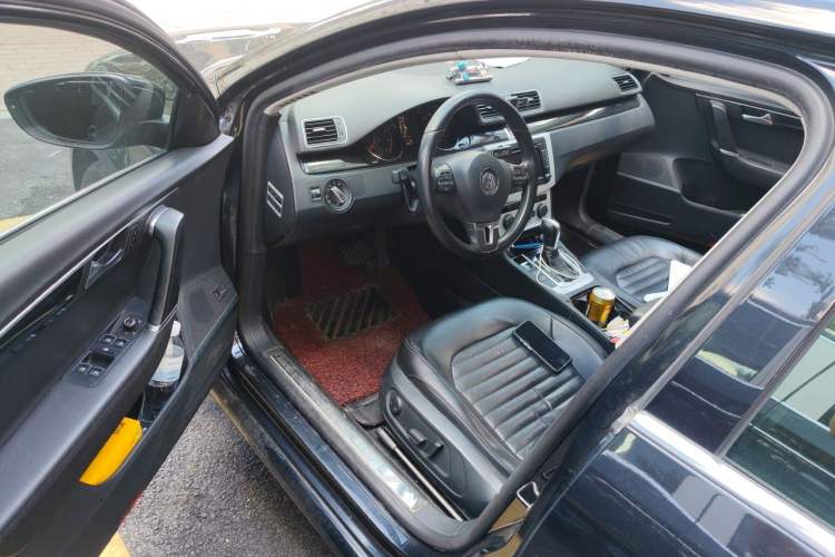 Used Volkswagen Magotan 2013 2.0 TSI Luxury Model Driver Seat