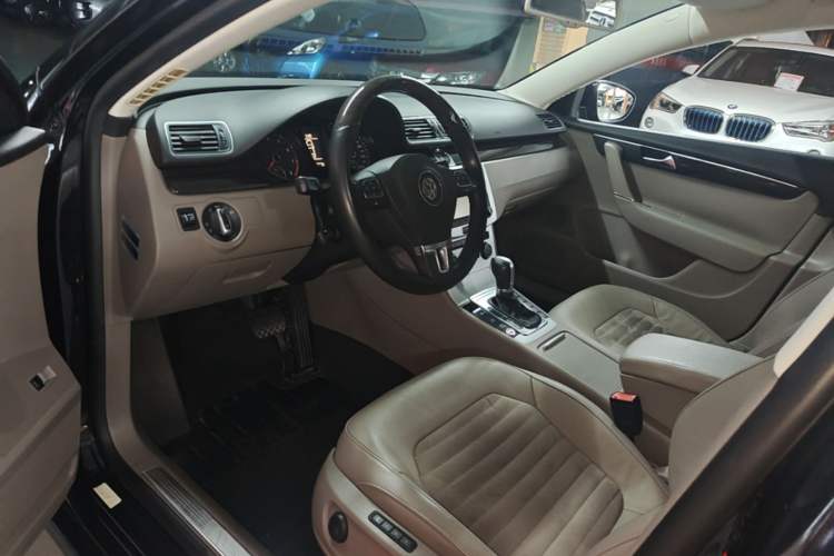 Used Volkswagen Magotan 2013 2.0 TSI Prestige Model Driver Seat