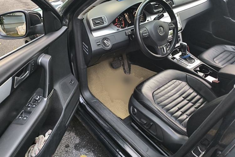 Used Volkswagen Magotan 2013 1.8TSI Premier Model Driver Seat