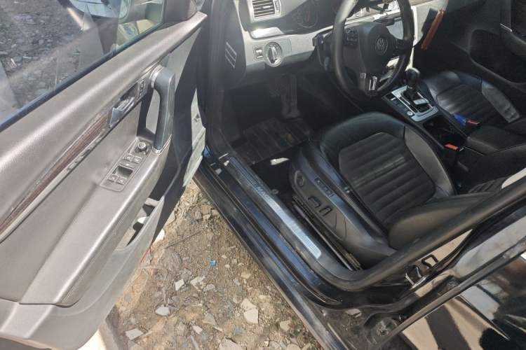 Used Volkswagen Magotan 2013 1.8TSI Prestige Model Driver Seat
