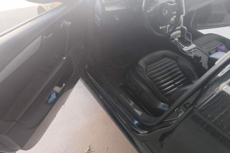 Used Volkswagen Magotan 2013 1.8TSI Premier Model Driver Seat