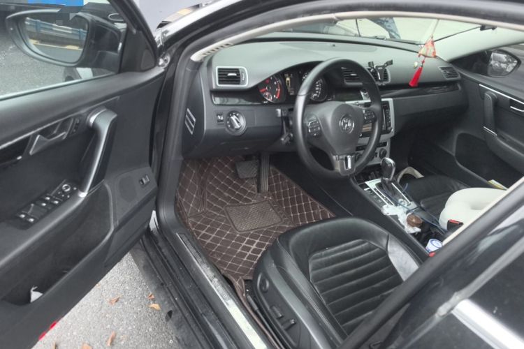 Used Volkswagen Magotan 2013 2.0 TSI Luxury Model Driver Seat