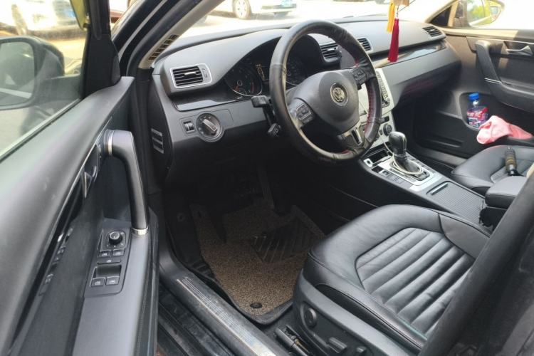 Used Volkswagen Magotan 2013 2.0 TSI Luxury Model Driver Seat