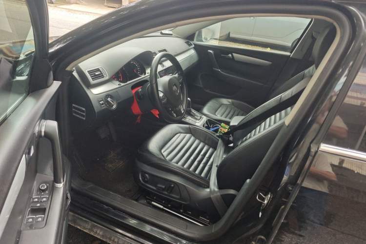 Used Volkswagen Magotan 2013 1.8TSI Premier Model Driver Seat