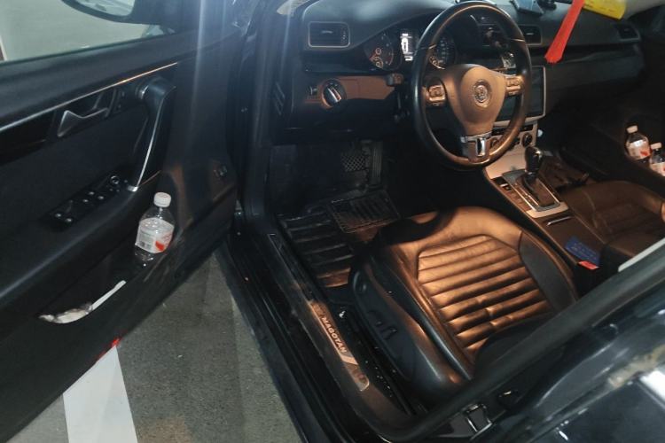 Used Volkswagen Magotan 2013 2.0 TSI Luxury Model Driver Seat
