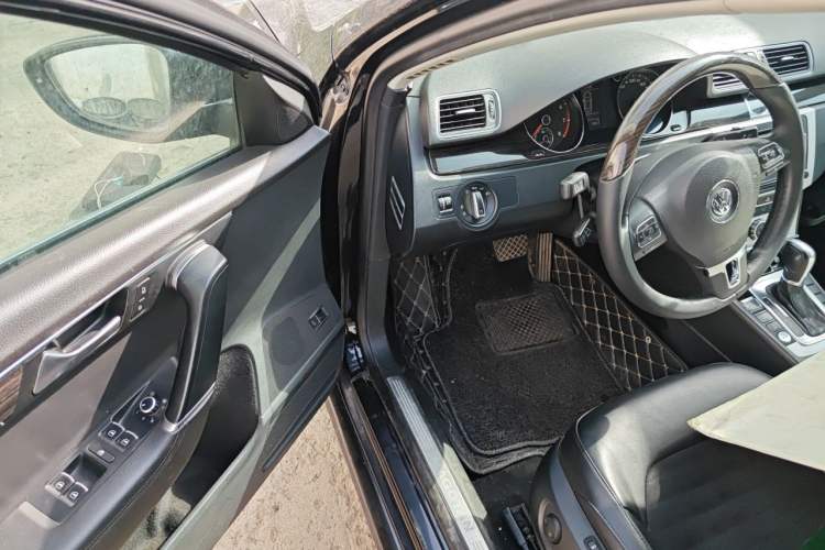 Used Volkswagen Magotan 2013 1.8TSI Prestige Model Driver Seat