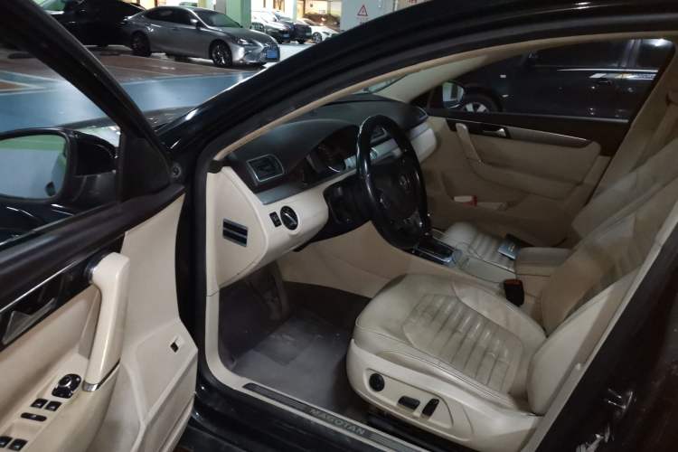 Used Volkswagen Magotan 2013 1.8TSI Luxury Model Driver Seat