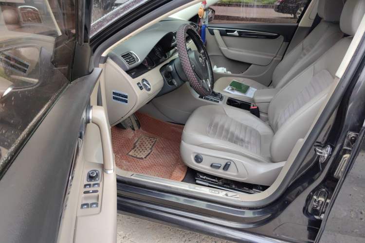 Used Volkswagen Magotan 2013 1.8TSI Luxury Model Driver Seat
