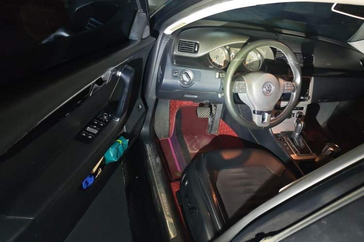 Used Volkswagen Magotan 2013 1.8TSI Luxury Model Driver Seat