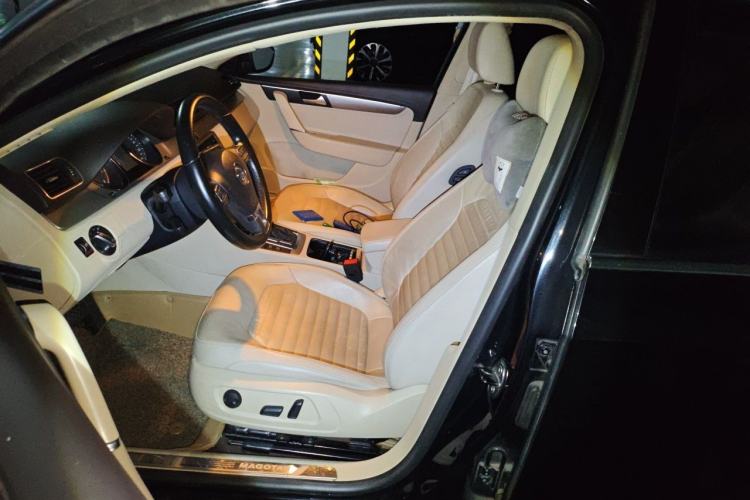 Used Volkswagen Magotan 2013 1.8TSI Luxury Model Driver Seat
