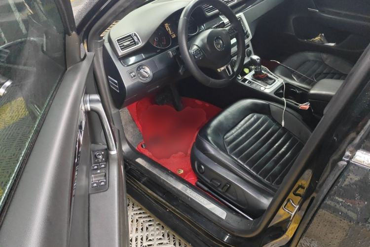 Used Volkswagen Magotan 2013 1.8TSI Luxury Model Driver Seat