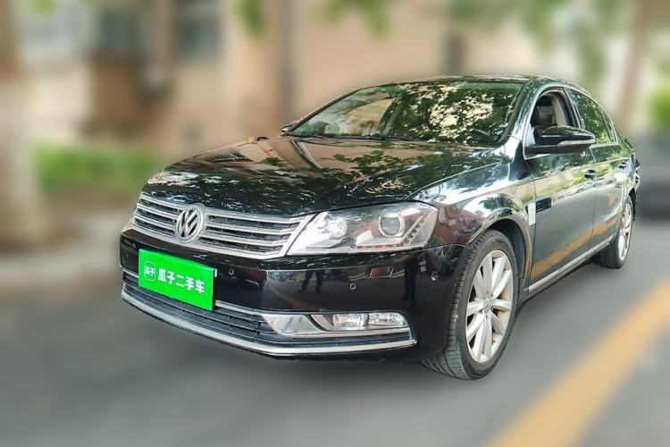 Used Volkswagen Magotan 2013 2.0 TSI Prestige Model Guazi used car, China used car export, Used car for sale, Used  cars, Cheapest cars for sale