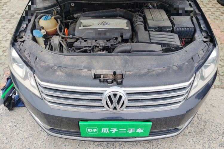 Used Volkswagen Magotan 2013 1.8TSI Luxury Model Engine Bay