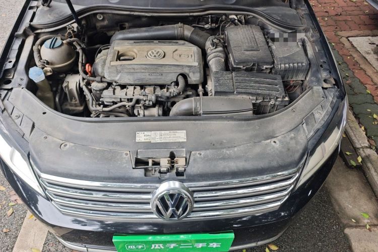 Used Volkswagen Magotan 2013 1.8TSI Premier Model Engine Bay