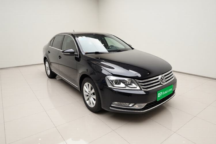 Used Volkswagen Magotan 2013 2.0 TSI Luxury Model Exterior 2