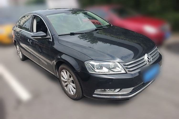Used Volkswagen Magotan 2013 1.8TSI Luxury Model Exterior 2
