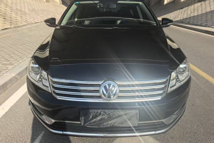 Used Volkswagen Magotan 2013 2.0 TSI Luxury Model Exterior 4