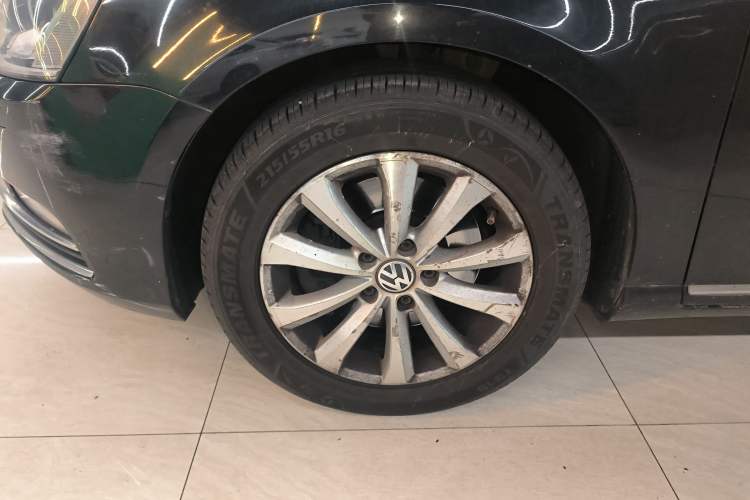 Used Volkswagen Magotan 2013 1.8TSI Luxury Model Exterior 4