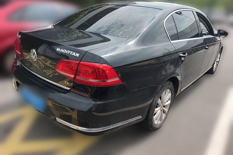 Used Volkswagen Magotan 2013 1.8TSI Luxury Model Exterior 5