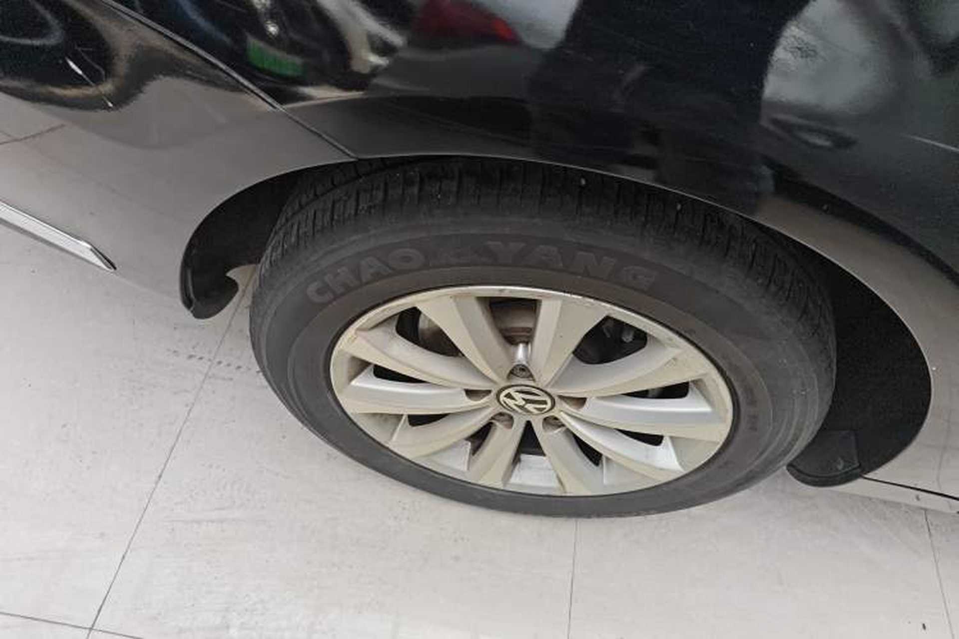 Used Volkswagen Magotan 2013 1.8TSI Luxury Model Exterior 5