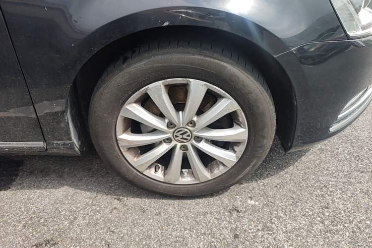 Used Volkswagen Magotan 2013 1.8TSI Luxury Model Exterior 7