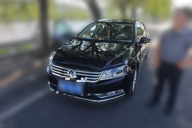 Used Volkswagen Magotan 2013 1.8TSI Luxury Model Guazi used car, China used car export, Used car for sale, Used  cars, Cheapest cars for sale