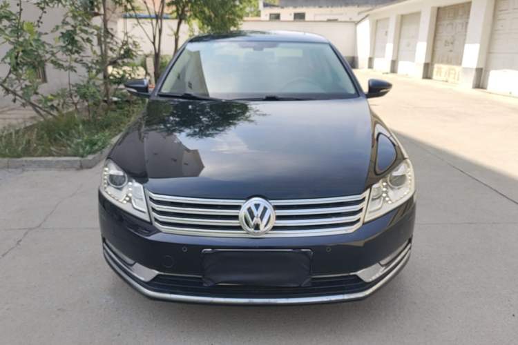 Used Volkswagen Magotan 2013 2.0 TSI Prestige Model Front