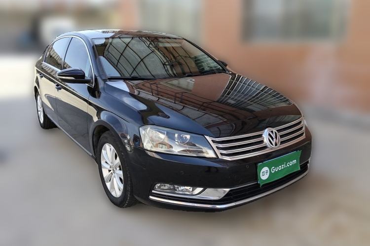 Used Volkswagen Magotan 2013 1.8TSI Premier Model Front Right 45 Deg