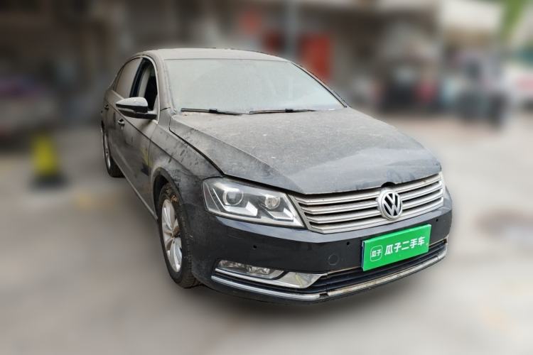 Used Volkswagen Magotan 2013 2.0 TSI Luxury Model Front Right 45 Deg