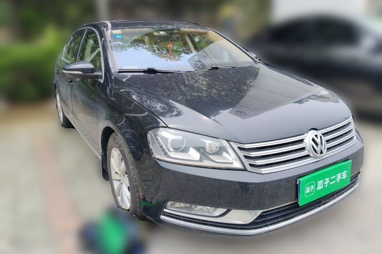 Used Volkswagen Magotan 2013 1.8TSI Luxury Model Front Right 45 Deg