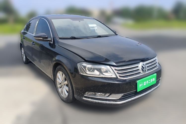 Used Volkswagen Magotan 2013 2.0 TSI Luxury Model Front Right 45 Deg