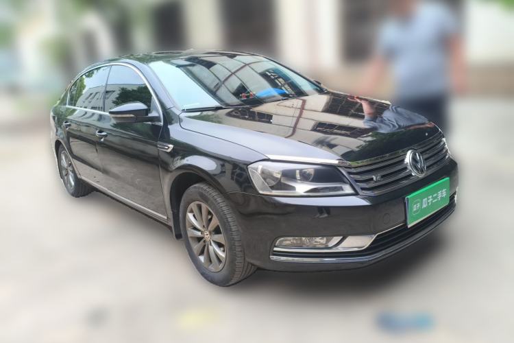 Used Volkswagen Magotan 2013 1.8TSI Premier Model Front Right 45 Deg