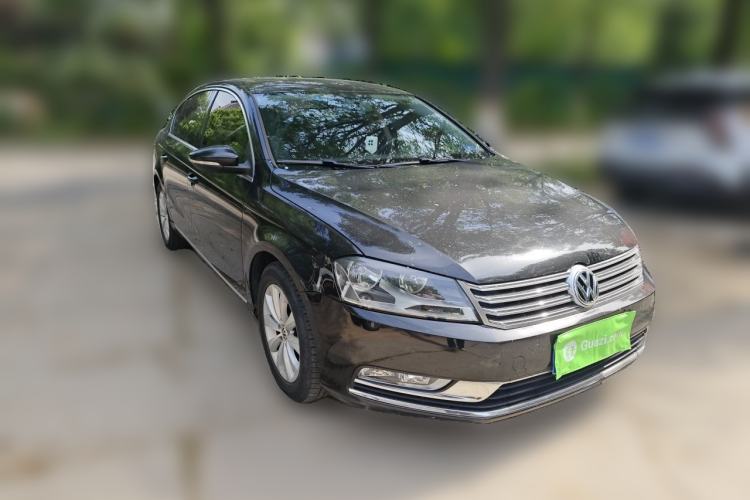 Used Volkswagen Magotan 2013 1.8TSI Premier Model Front Right 45 Deg