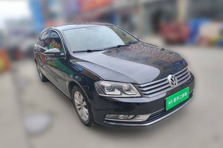 Used Volkswagen Magotan 2013 1.8TSI Luxury Model Front Right 45 Deg