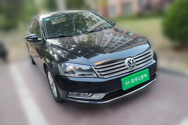 Used Volkswagen Magotan 2013 1.8TSI Premier Model Front Right 45 Deg